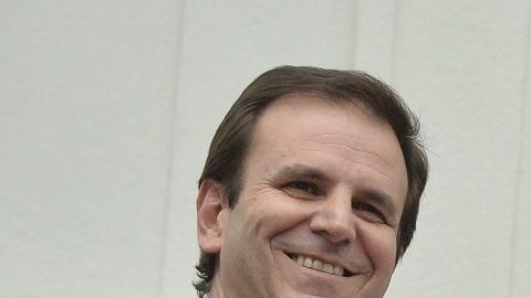 Paes (i) aceptó que la seguridad ha sido de los puntos más débiles.