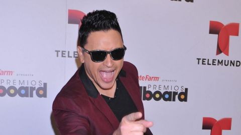 Realizan Pitbull y Elvis Crespo nueva versión de “Sopa de caracol”