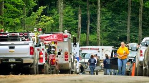El forense y la policía dijeron que el mal tiempo dificultó las labores de rescate.
