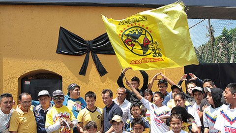 QEPD el atacante ecuatoriano Benítez.