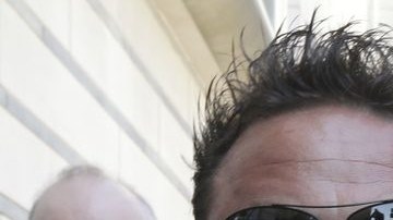 Teresa Giudice y su esposo Giuseppe "Joe" Giudice guardaron silencio al acudir al tribunal en Newark, Nueva Jersey.