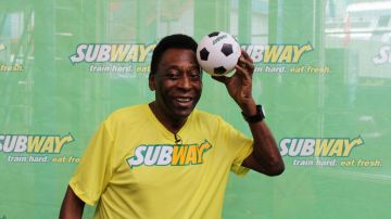 Pelé asisitió a un acto publicitario a Nueva York donde habló de Madrid.
