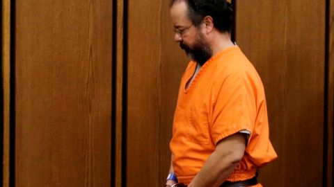 Ariel Castro fue sentenciado a cadena perpetua más otro 1,000 años más en prisión.