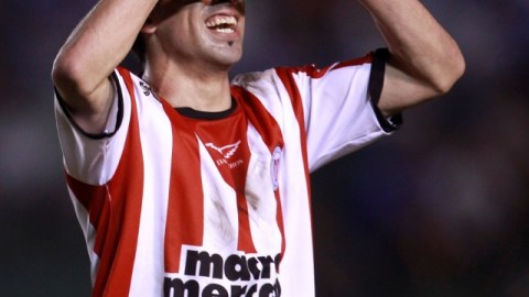 Michael Santos anotó el tanto de la victoria del River Plate uruguayo en casa del Blooming de Bolivia.