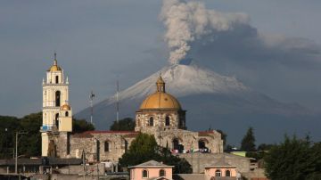 Produce Popocatépetl una hora de tremor armónico en últimas horas
