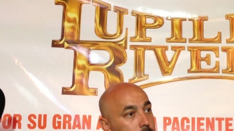 Lupillo Rivera ofrecerá concierto sin cobrar, en apoyo a una fundación de víctimas de cáncer.