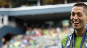 Clint Dempsey  deja la  Premier para venir a   Seattle.