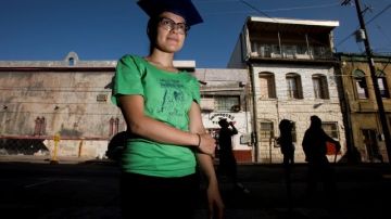 Lulu Martinez, de 23 años, es una de las "dreamers" detenidas al tratar de reingresar a los Estados Unidos el 22 de julio del 2013.