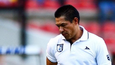 Ignacio Ambriz, técnico de los Gallos Blancos del Querétaro