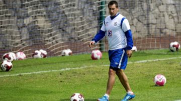 El argentino naturalizado mexicano, Christian Giménez, es llamado para el amistoso del 14 de agosto.