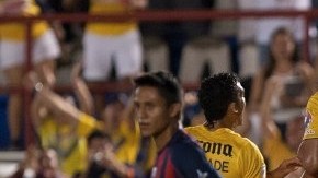 Las Águilas se mantienen invictas en el Apertura 2013 y con dos partidos pendientes