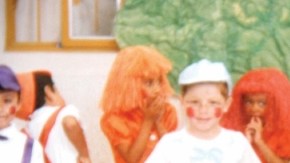 El 'Canelo' durante una  participación en un evento escolar.