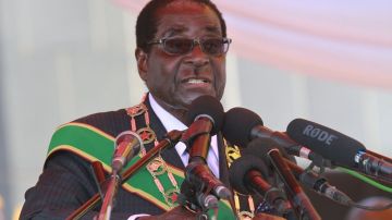 Robert Mugabe tiene 89 años; 33 de ellos como presidente de Zimbabue.