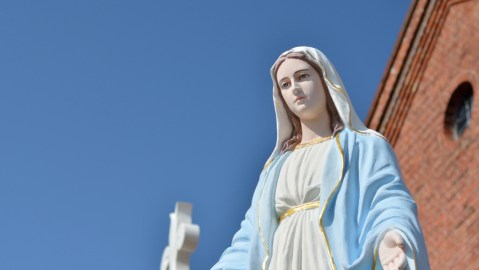 Las autoridades eclesiásticas manifestaron que el clero es cauteloso en evaluar alegados milagros.