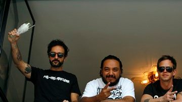 La banda modificó la canción "Puto" a petición de la organización GLAAD.