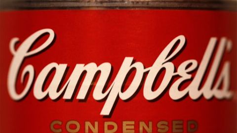 Campbell asegura que sus sopas tienen los niveles correctos de sal.