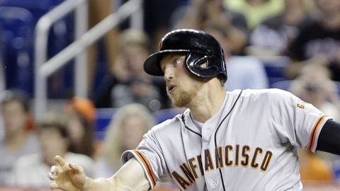 Hunter Pence produjo cinco carreras para los visitantes.