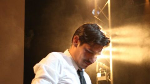 La banda puso a la venta su sencillo en iTunes.