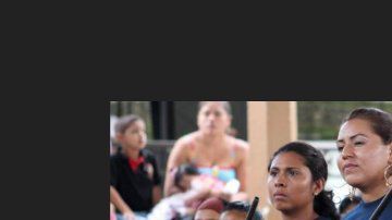 Nuevas miembros de la policía comunitaria de Xaltianguis.