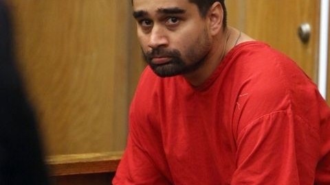 Derek Medina se entregó a las autoridades tras asesinar a su esposa.