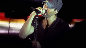 Enrique Iglesias durante un concierto que ofreció el pasado sábado en Marbella, España.