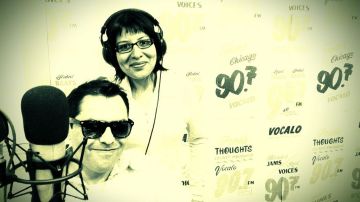 Jesús Echeverría y Rocío Santos conducen un programa en español en Vocalo 90.7 FM los domingos de 12 pm. a 8 pm.