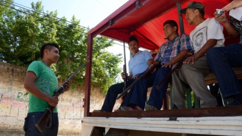 En Xaltianguis, Acapulco, las autodefensas han liberado al pueblo de delincuentes.