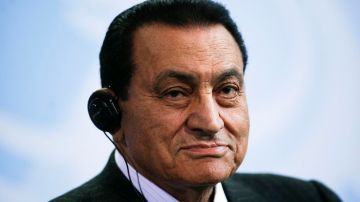 Hosni Mubarak saldrá de prisión pero permanecerá en arresto en su domicilio.
