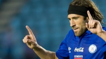 El delantero argentino Mariano Pavone se encargó de marcar el segundo gol del encuentro