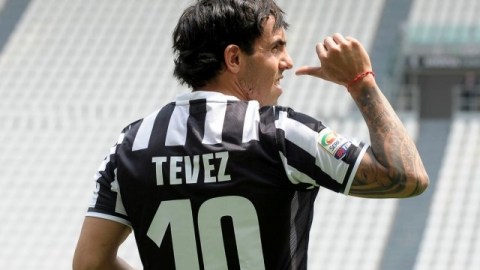 En 2006, la Juventus fue enviada a la Serie B, tras incurrir en amaño de partidos