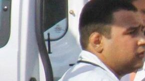 La salida del ex presidente egipcio de Tora.