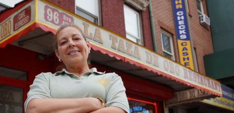 María Elisabeth Vargas es la dueña del restaurante puertorriqueño "La Taza de Oro", ubicado en Chelsea, Manhattan.