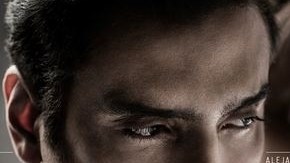 El material incluye duetos también con Christina Aguilera y Vicente Fernández