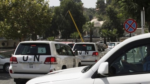 Un convoy con inspectores de la Organización de Naciones Unidas (ONU) abandona el hotel Four Seasons de Damasco,Siria.