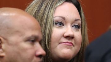Shellie Zimmerman se declaró culpable de perjurio en una corte de Florida.