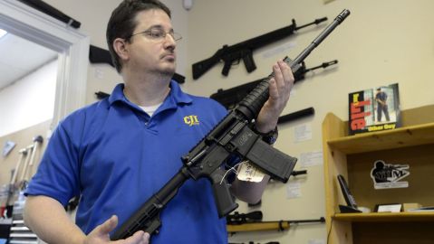 El debate sobre el control de armas en EE.UU., sigue.