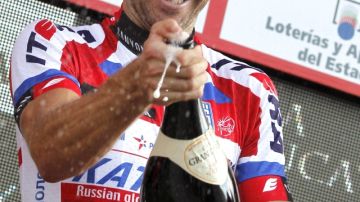 Además de ganar la novena etapa, Daniel Moreno se apoderó del liderato de la Vuelta a España.