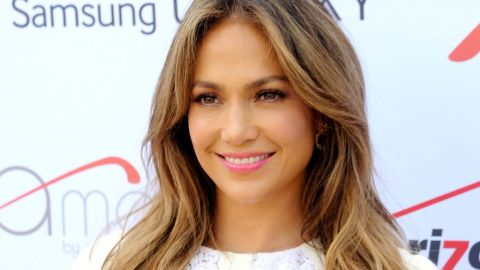 La cadena Fox confirmó los rumores este martes de que Jennifer López volverá a ser jueza del programa "American Idol".