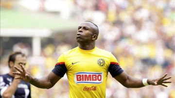 La selección ecuatoriana enfrenta los últimos cuatro partidos de las eliminatorias sin “Chucho” Benítez.