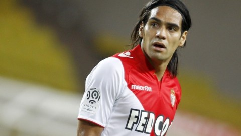 El artillero colombiano Radamel Falcao García estaría ausente en el juego del viernes ante Ecuador por las eliminatorias.