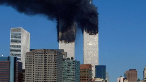 En 2001, el entonces presidente George W. Bush empujaba una solución migratoria junto al presidente de México, Vicente Fox, cuando ocurrió el ataque a las torres gemelas y todo se paralizó