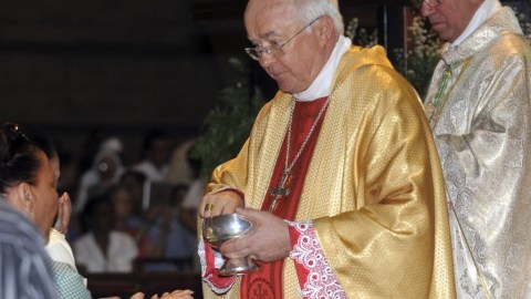 Menores testificaron que el exnuncio Josef Wesolowski les pagaba por favores sexuales.