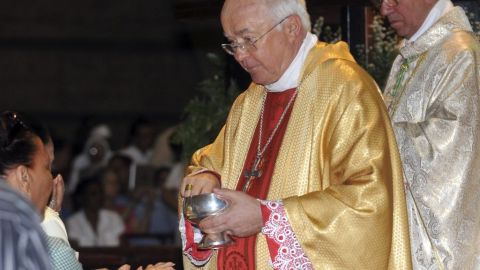 Menores testificaron que el exnuncio Josef Wesolowski les pagaba por favores sexuales.