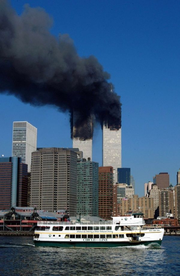 Las fotos secretas que te faltan por ver de los atentados del 9/11 El