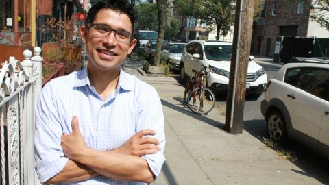 VICTORIOSO, Carlos Menchaca celebra hoy miércoles su cumpleaños número 33.