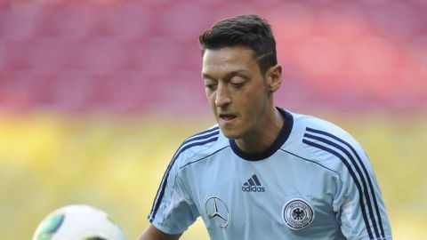 Ozil y sus nuevos horizontes.