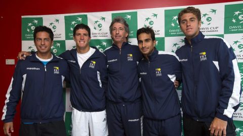 El equipo ecuatoriano en Neuchatel.