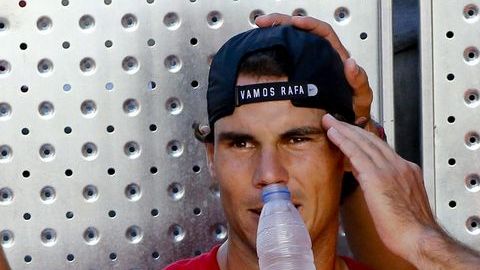 Nadal y Verdasco, jugueteando en Caja Mágica.