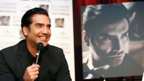 Alejandro Fernández recibió varios reconocimientos en el Museo del Grammy en Los Ángeles.