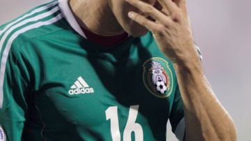 Héctor Herrera no puede creerse la derrota de México ante Estados Unidos.